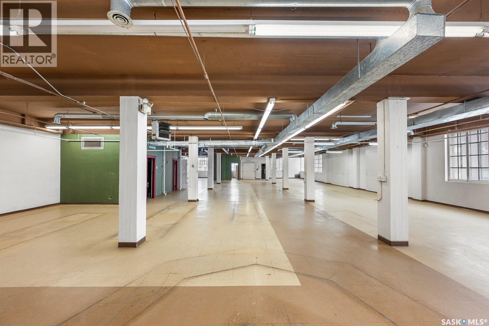 2002 Dewdney Avenue, Regina, SK