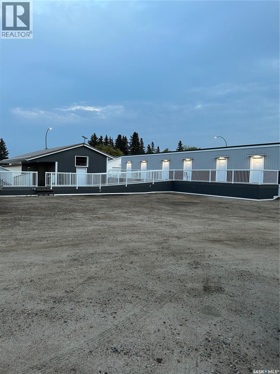 31 And 11 Main Street, Leoville, SK