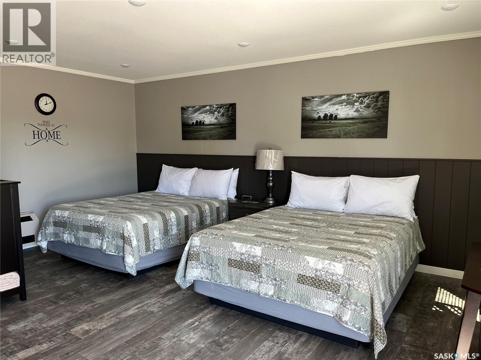 31 And 11 Main Street, Leoville, SK