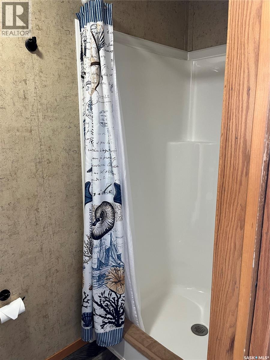 31 And 11 Main Street, Leoville, SK