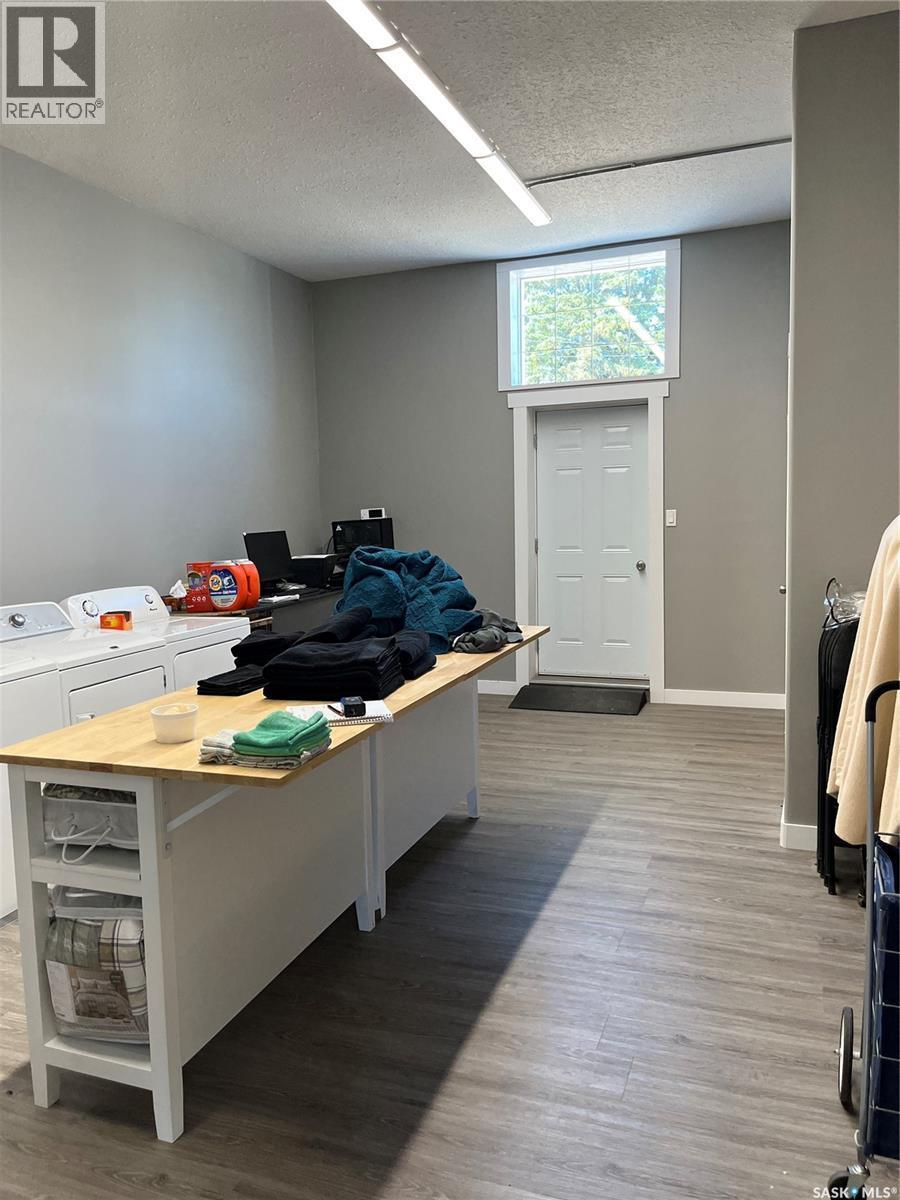 31 And 11 Main Street, Leoville, SK