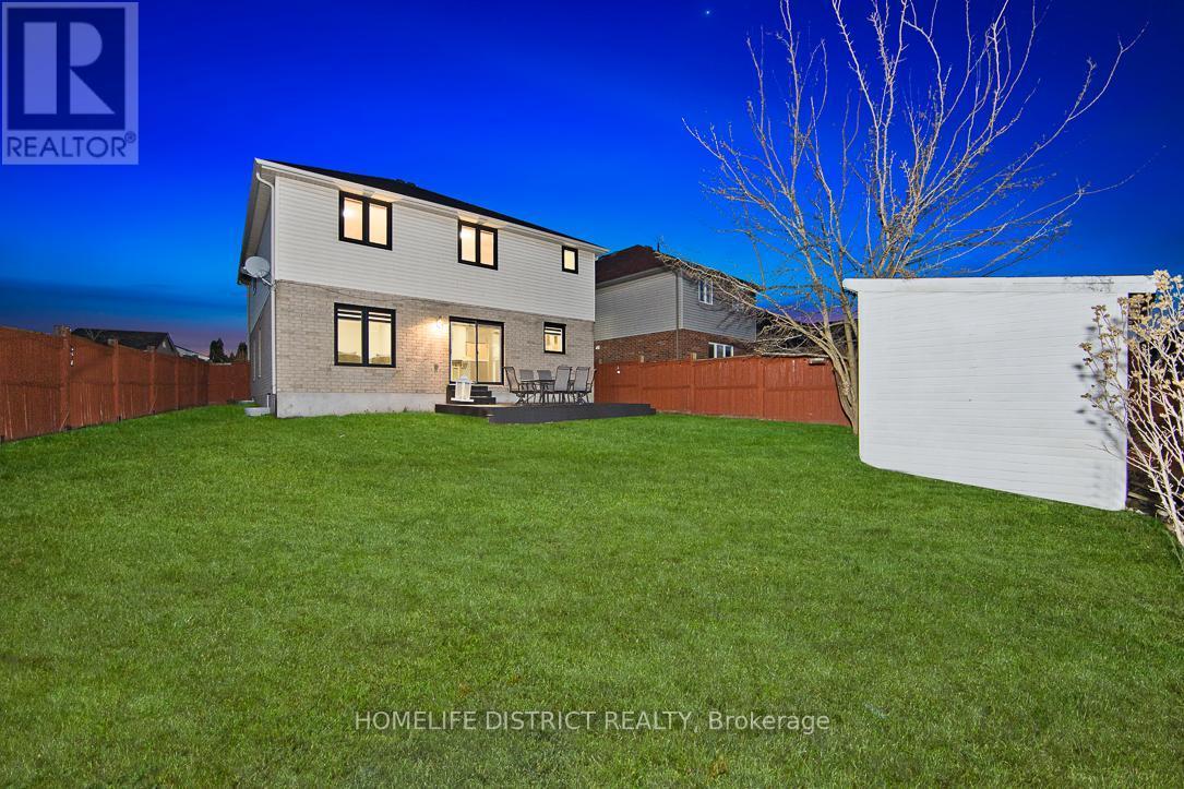 74 Hall Avenue, Guelph, ON - Outdoor