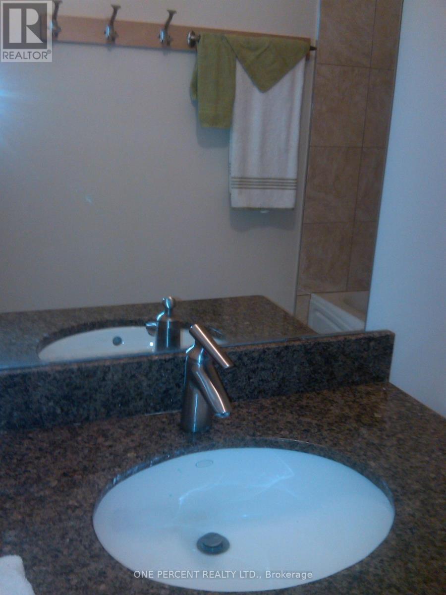 1603 - 95 Bronson Avenue, Ottawa, ON - Indoor Photo Showing Bathroom