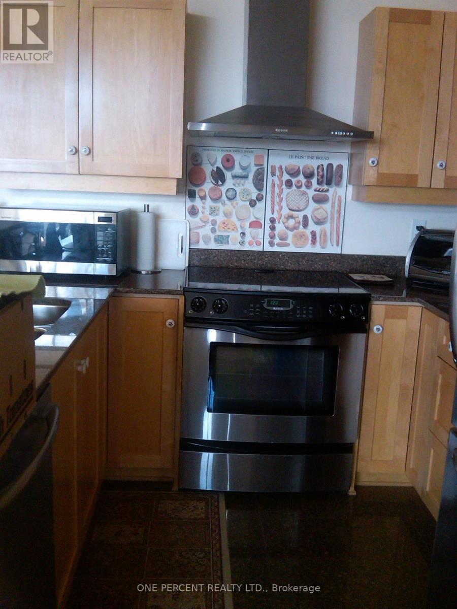 1603 - 95 Bronson Avenue, Ottawa, ON - Indoor Photo Showing Kitchen