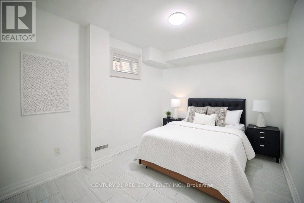 164 Elmhurst Drive, Toronto, ON - Indoor Photo Showing Bedroom
