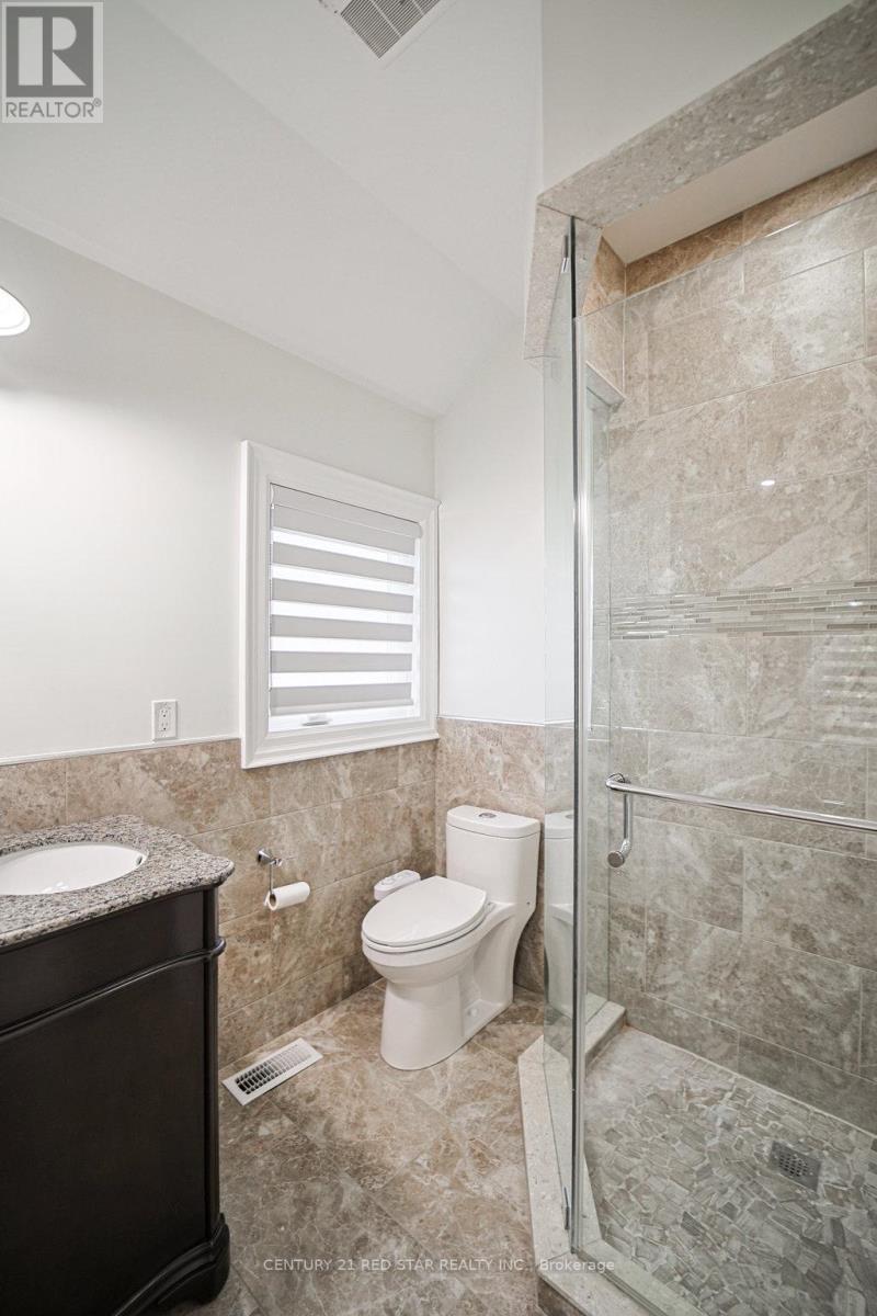 164 Elmhurst Drive, Toronto, ON - Indoor Photo Showing Bathroom
