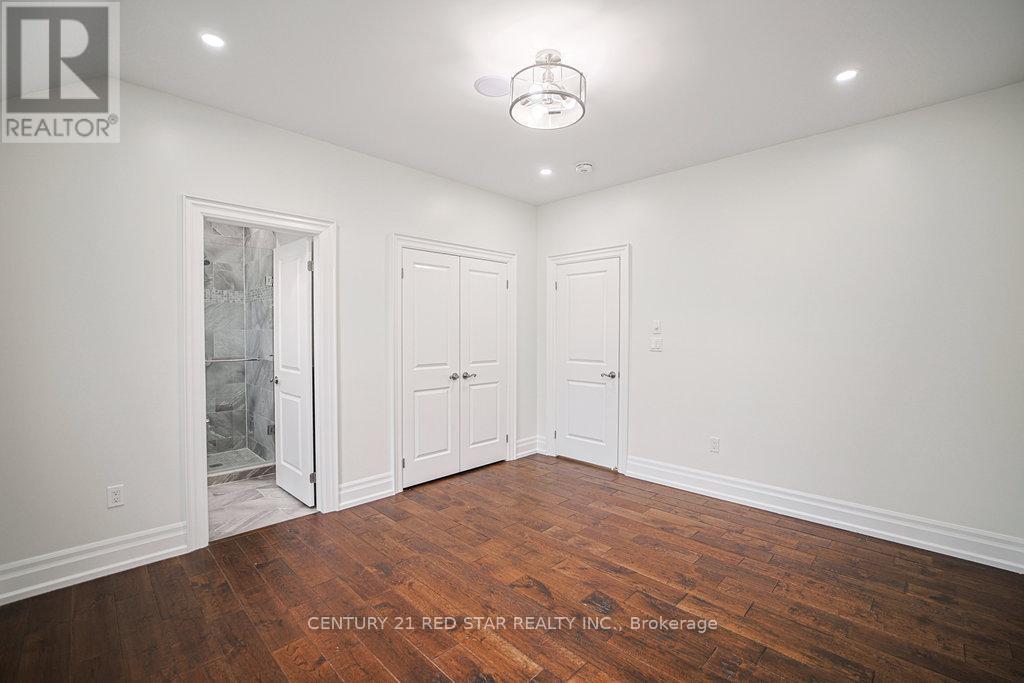 164 Elmhurst Drive, Toronto, ON - Indoor Photo Showing Other Room
