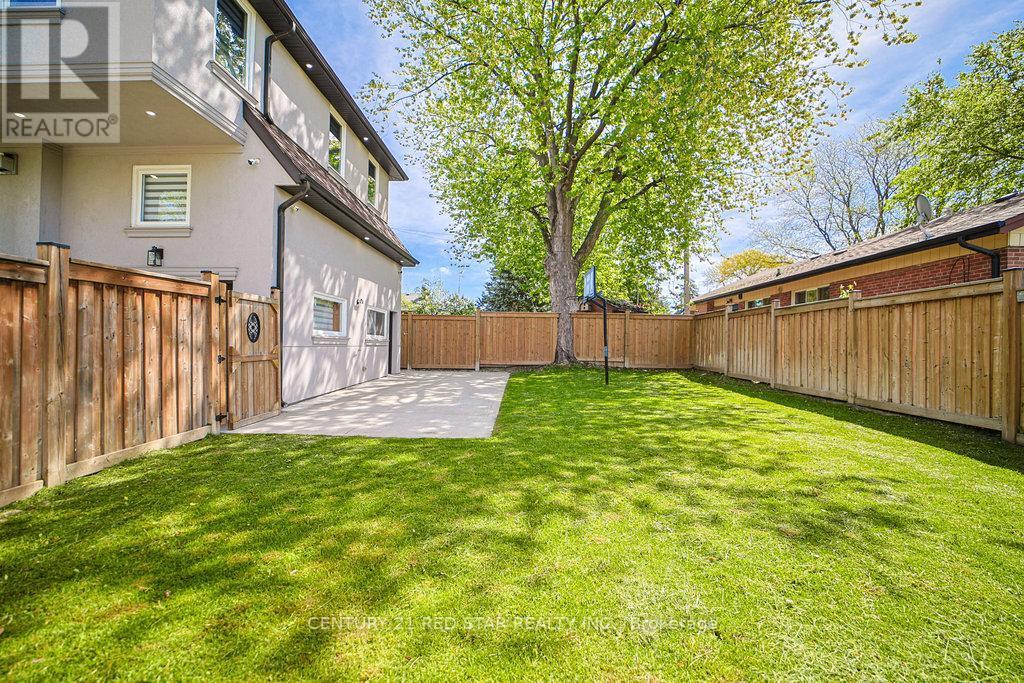 164 Elmhurst Drive, Toronto, ON - Outdoor