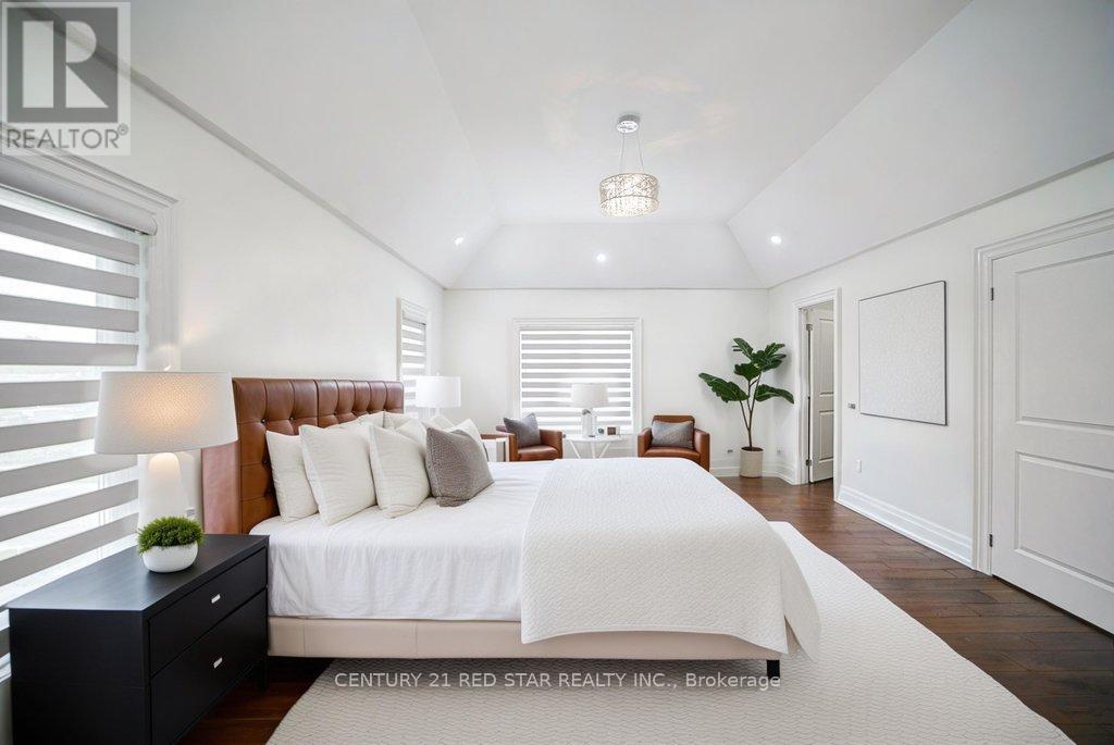 164 Elmhurst Drive, Toronto, ON - Indoor Photo Showing Bedroom