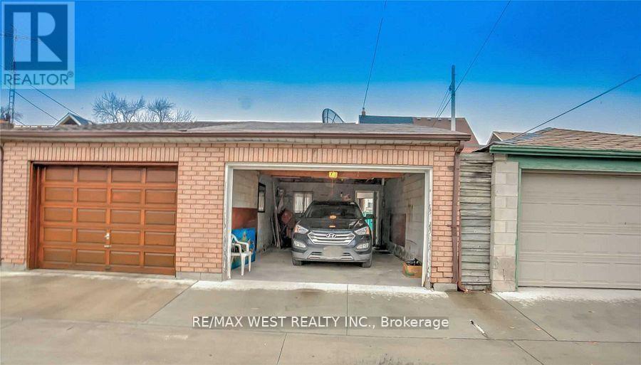 472 Symington Avenue, Toronto, ON - Outdoor