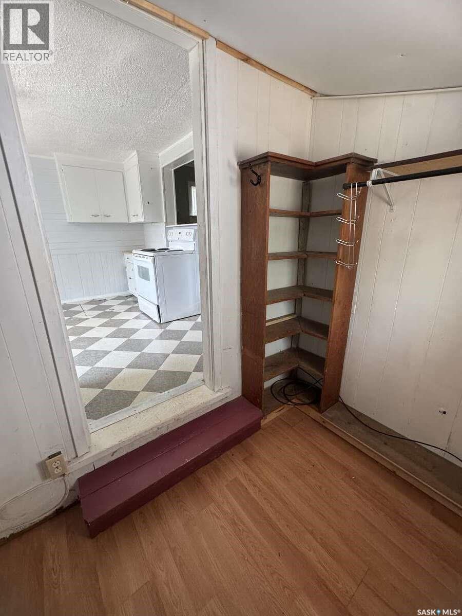 114 3Rd Avenue, Climax, SK - Indoor Photo Showing Other Room