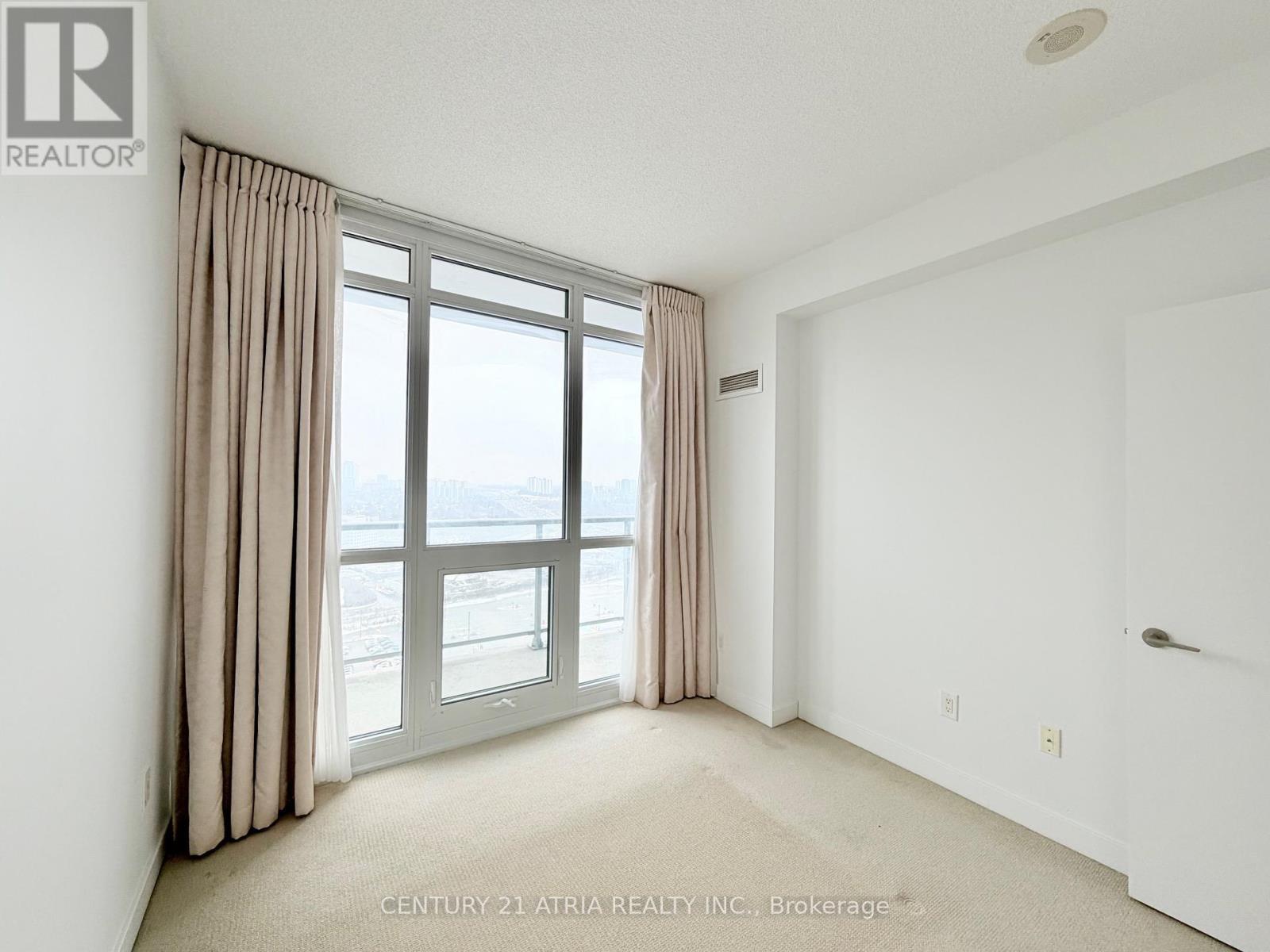 2703 - 121 Mcmahon Drive, Toronto, ON - Indoor Photo Showing Other Room