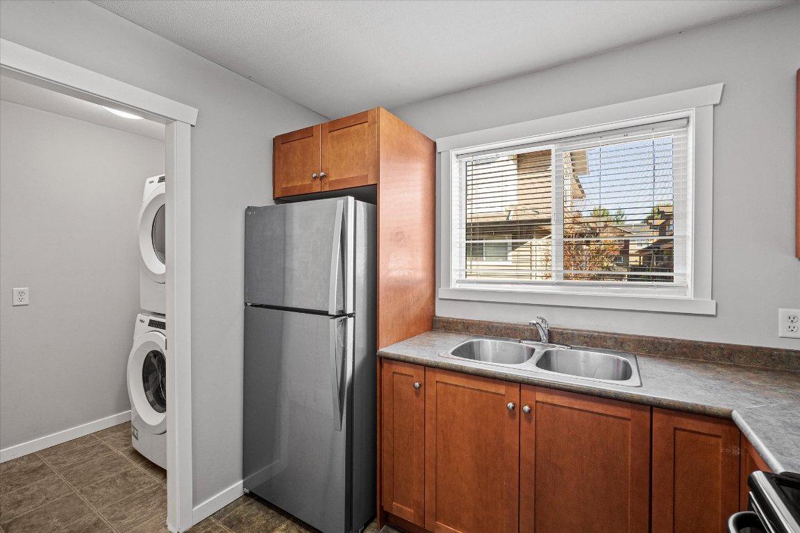 104-1355 Findlay Road, Kelowna, BC - Indoor