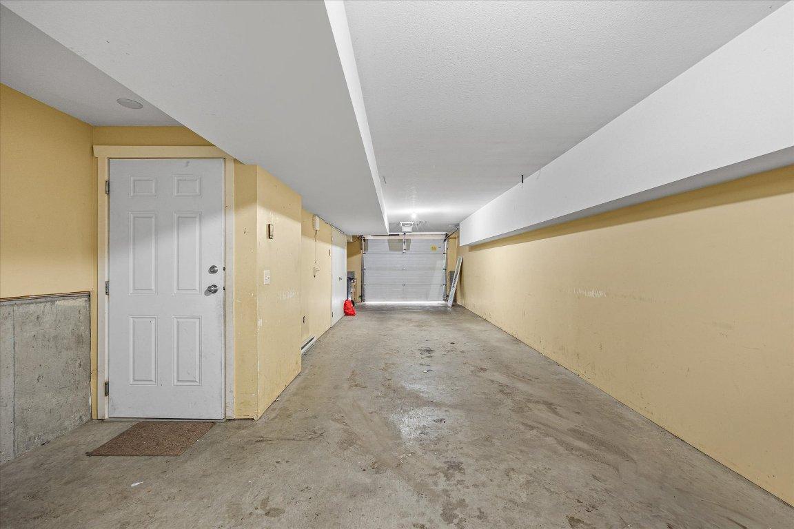 104-1355 Findlay Road, Kelowna, BC - Indoor Photo Showing Other Room