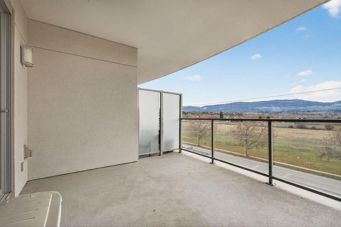 403-2040 Springfield Road, Kelowna, BC - Outdoor With Balcony With Exterior