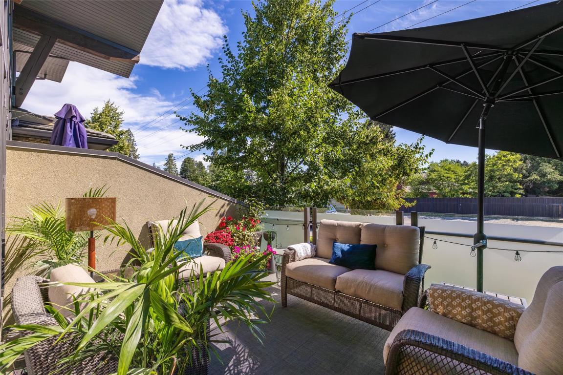 205-600 Sarsons Road, Kelowna, BC - Outdoor