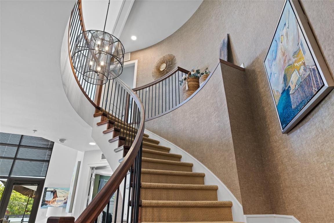 205-600 Sarsons Road, Kelowna, BC - Indoor Photo Showing Other Room