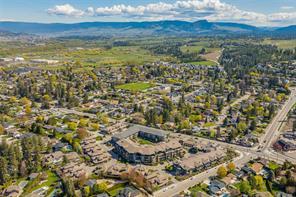 205-600 Sarsons Road, Kelowna, BC - Outdoor With View
