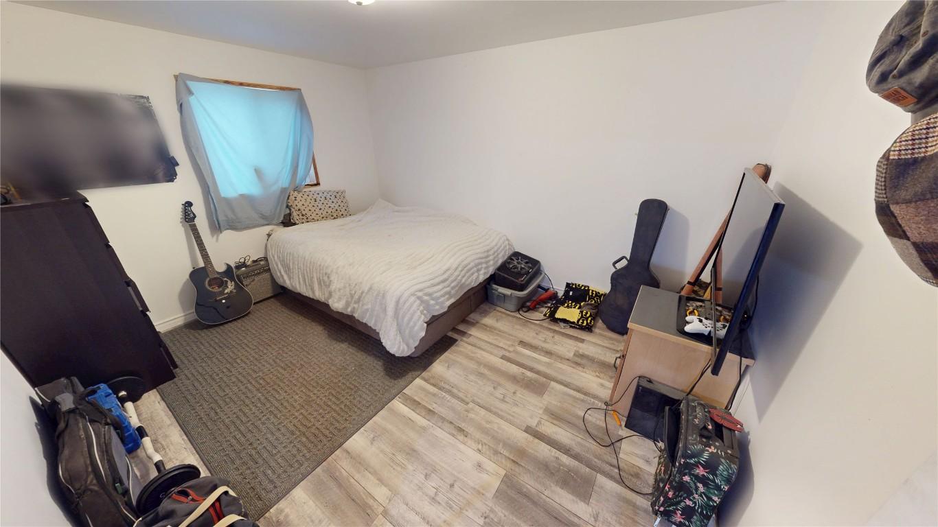 424 Briar Avenue, Cranbrook, BC - Indoor Photo Showing Bedroom