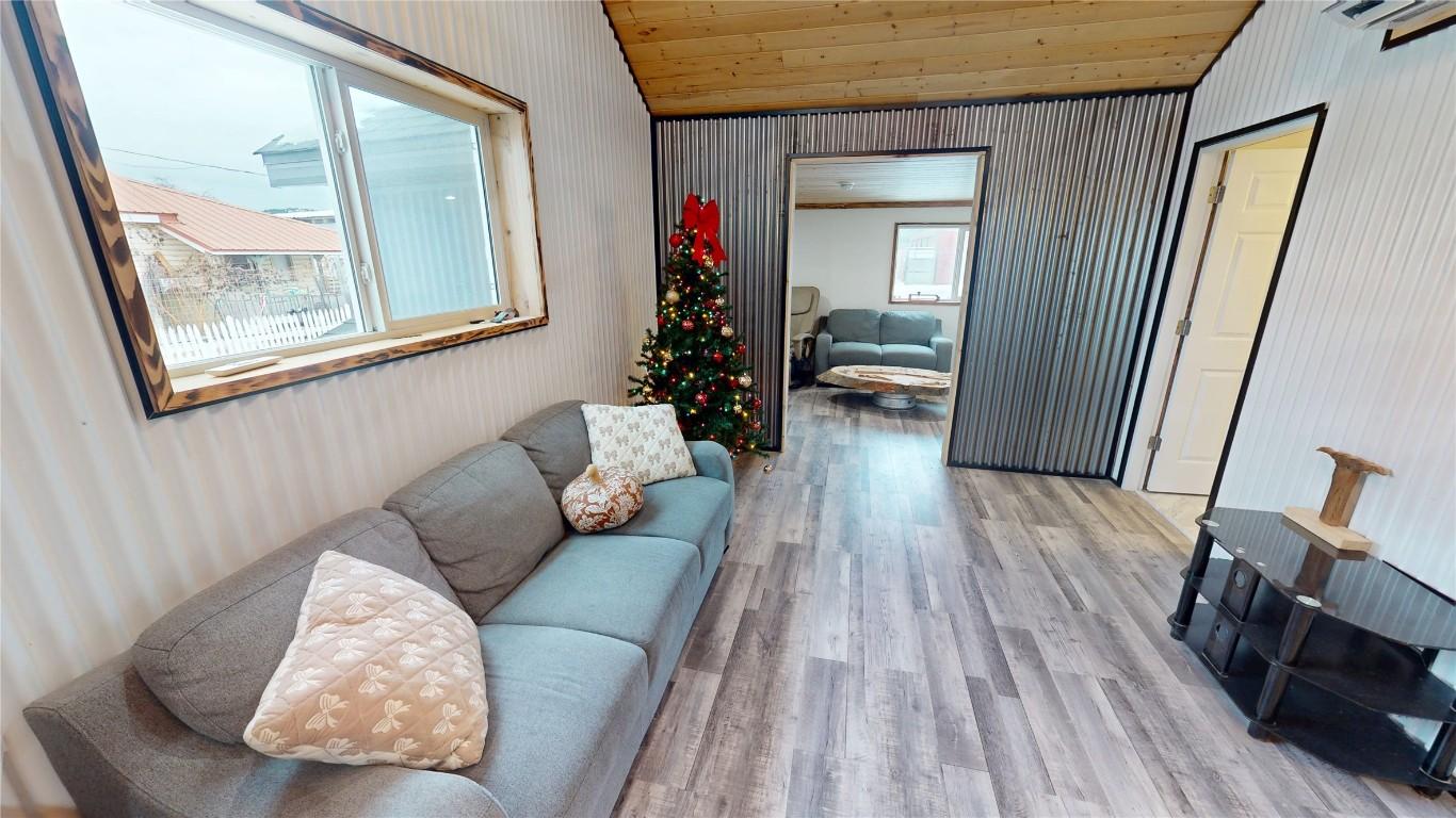 424 Briar Avenue, Cranbrook, BC - Indoor