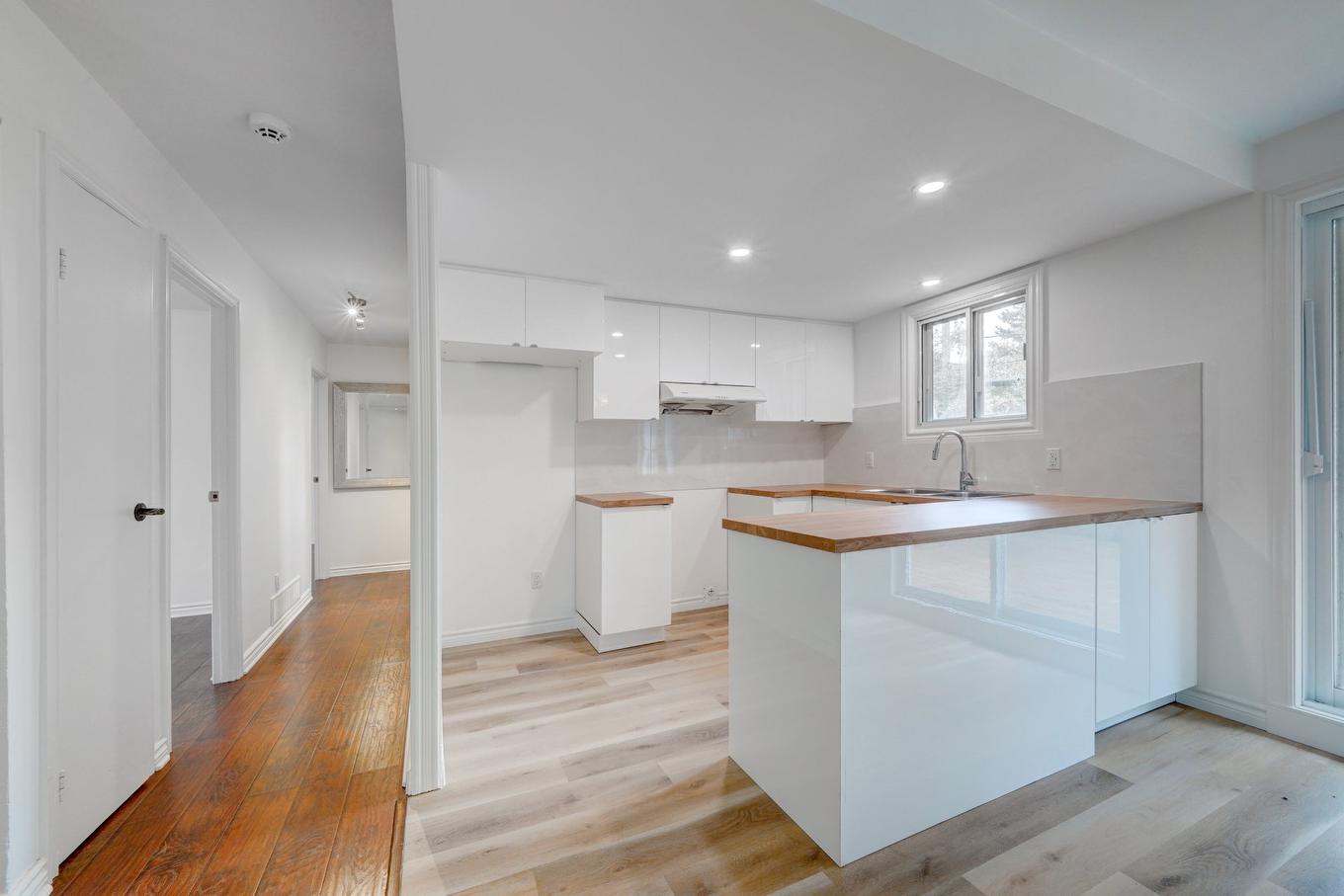 Cuisine - 6015 Av. Baffin, Brossard, QC - Indoor Photo Showing Kitchen