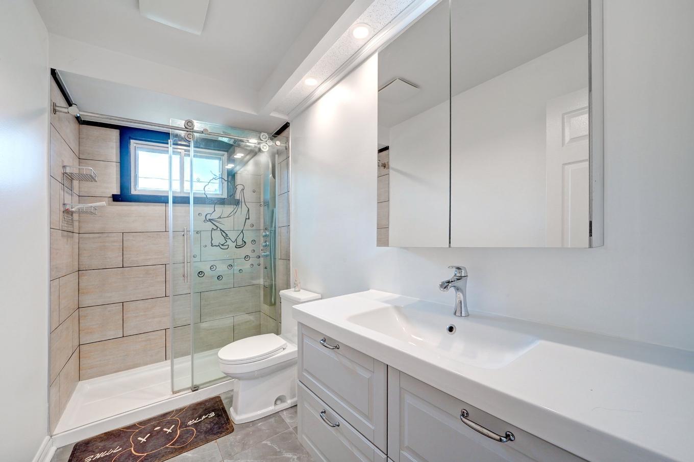 Salle de bains - 6015 Av. Baffin, Brossard, QC - Indoor Photo Showing Bathroom