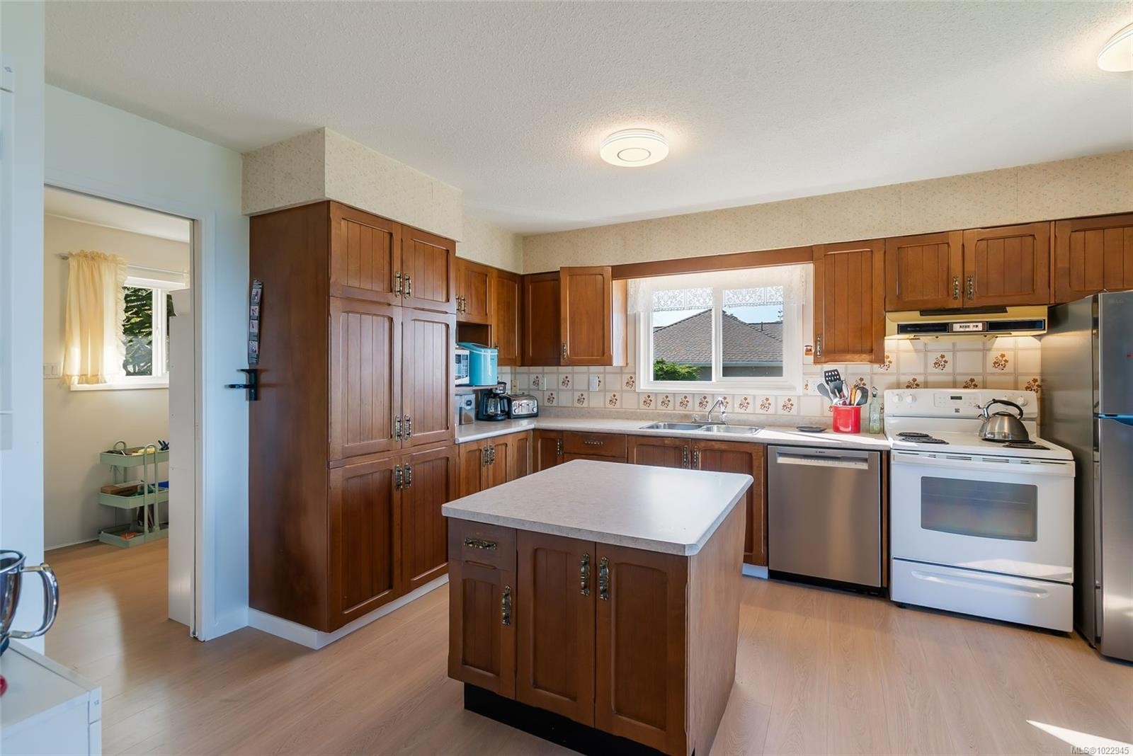 3796 Sundown Dr, Nanaimo, BC