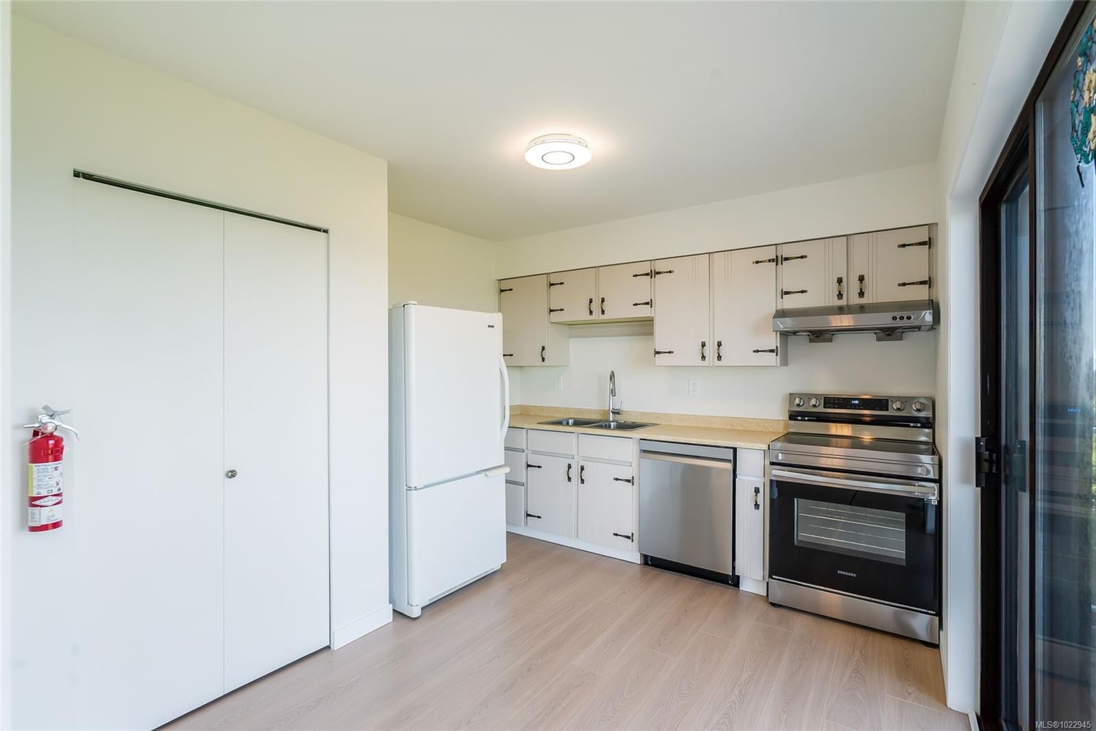 3796 Sundown Dr, Nanaimo, BC