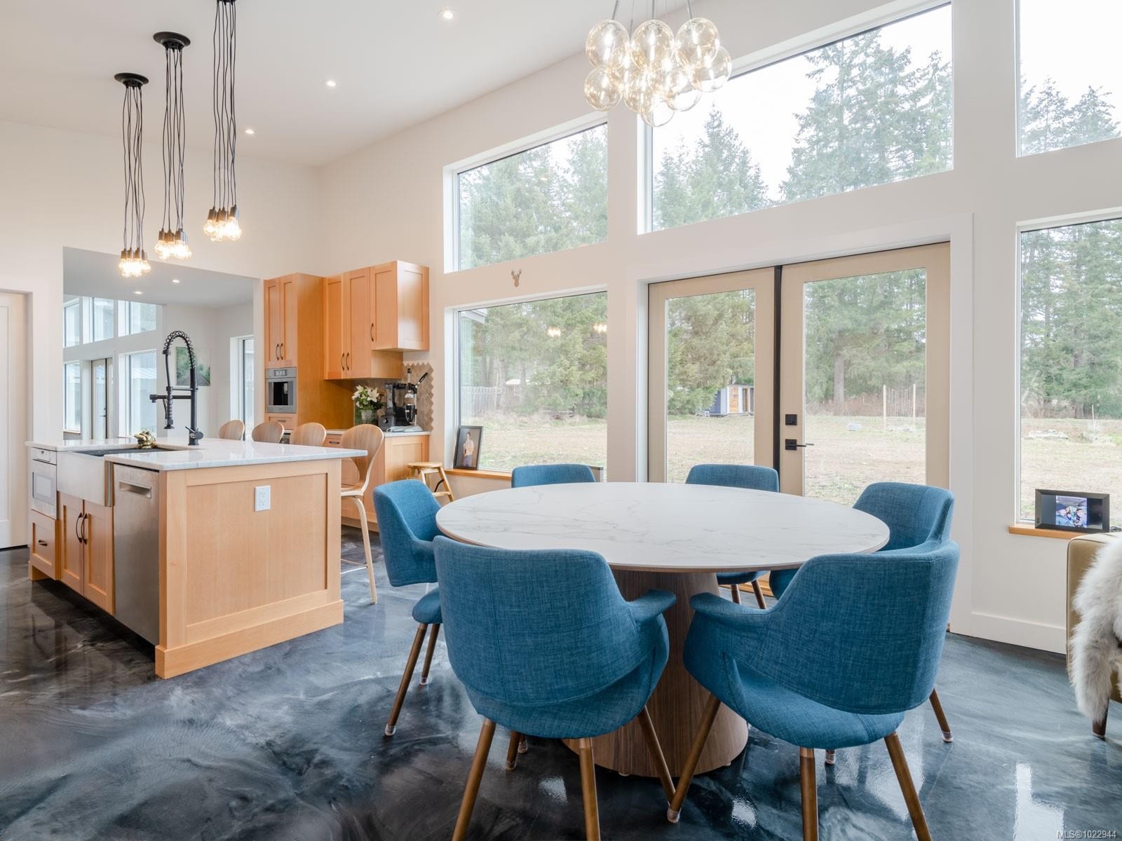 6415 Walker Rd, Port Alberni, BC