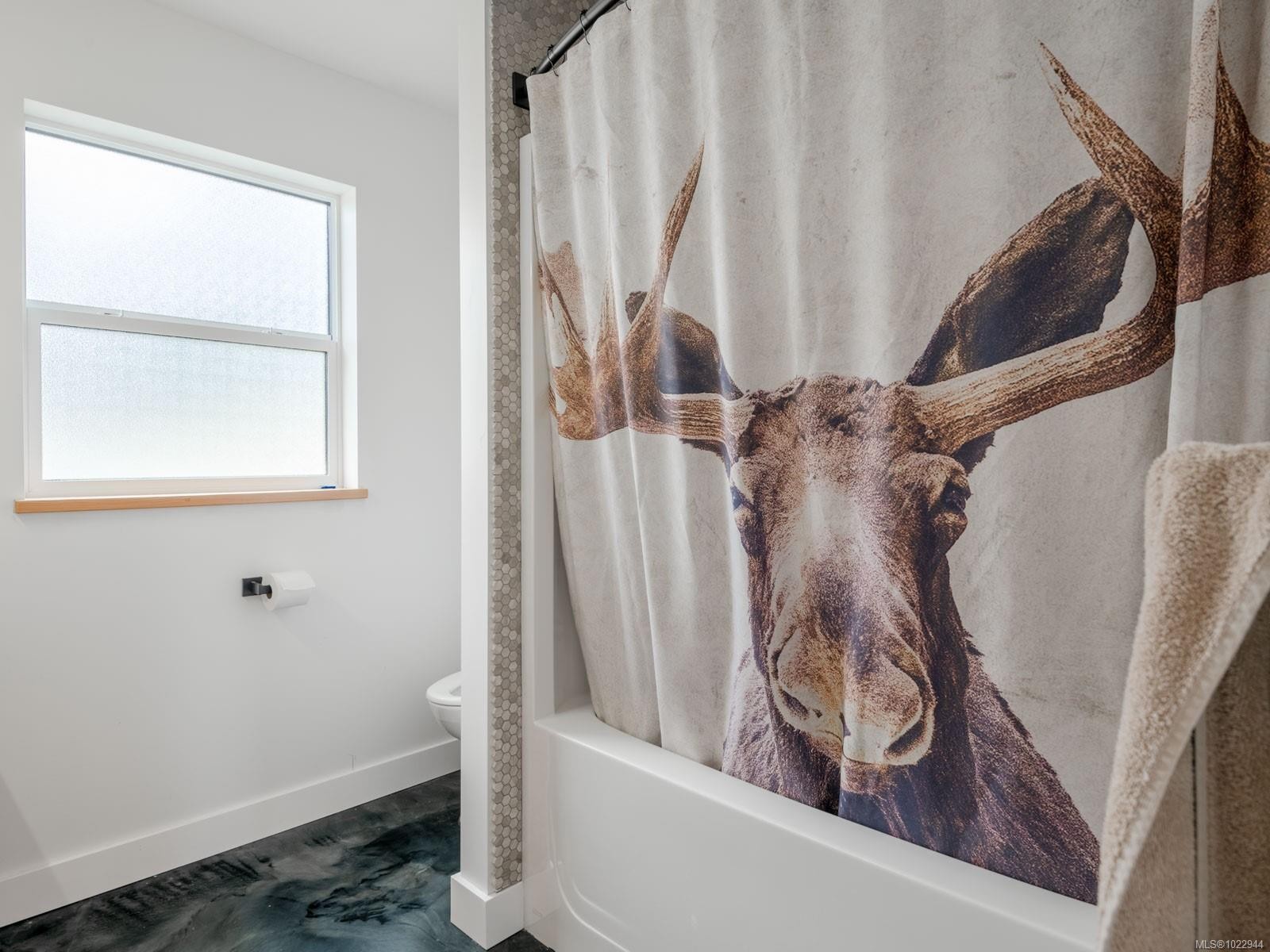 6415 Walker Rd, Port Alberni, BC