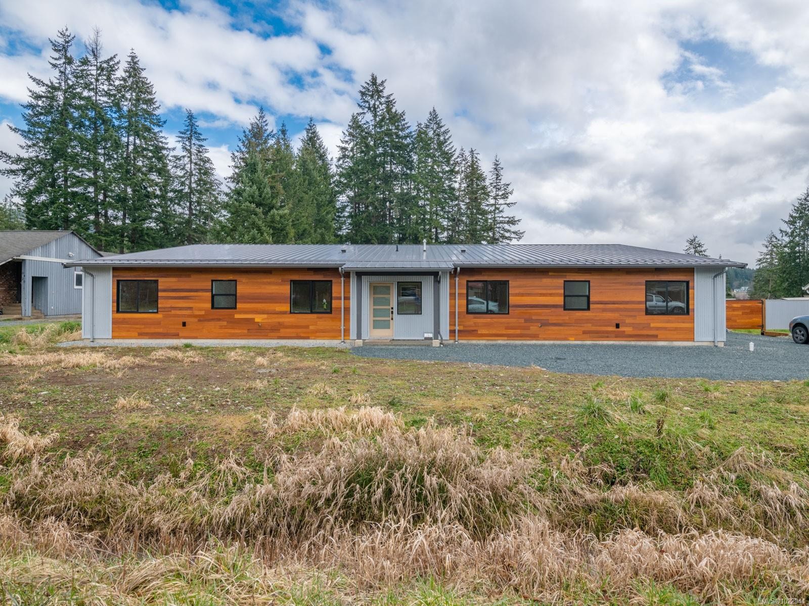 6415 Walker Rd, Port Alberni, BC