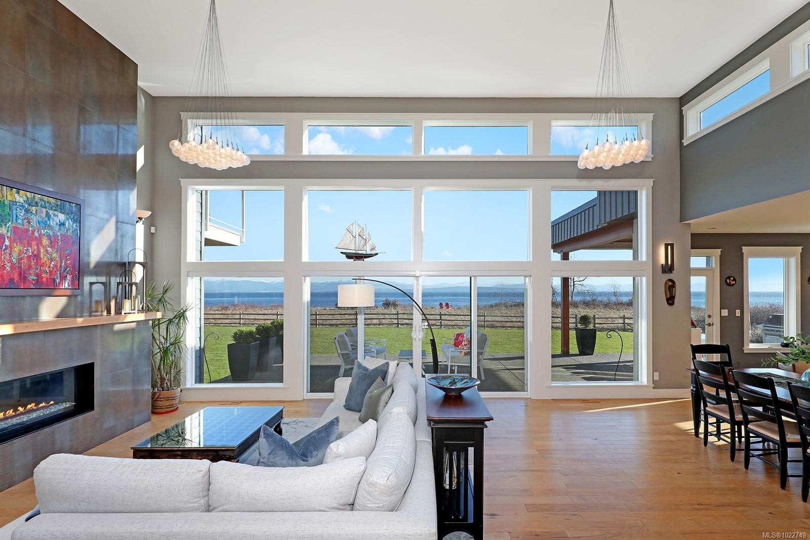 300 Connemara Rd, Comox, BC