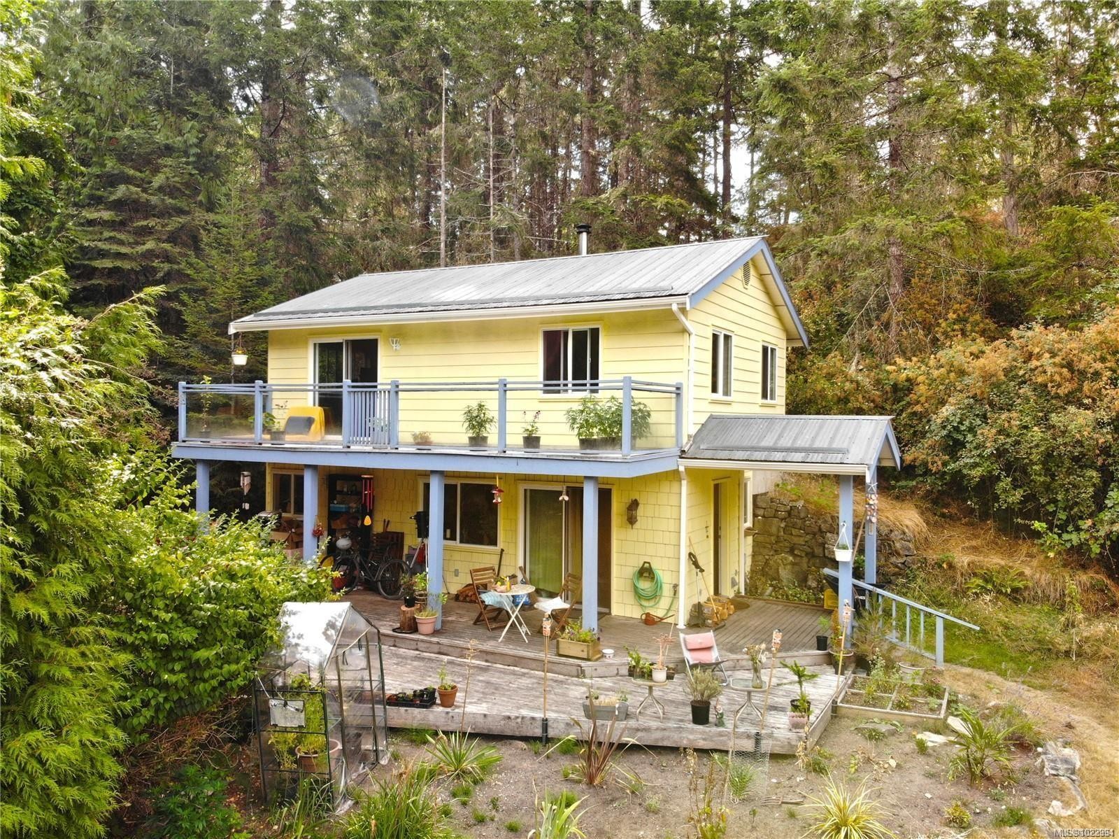 121 Whims Rd, Salt Spring, BC