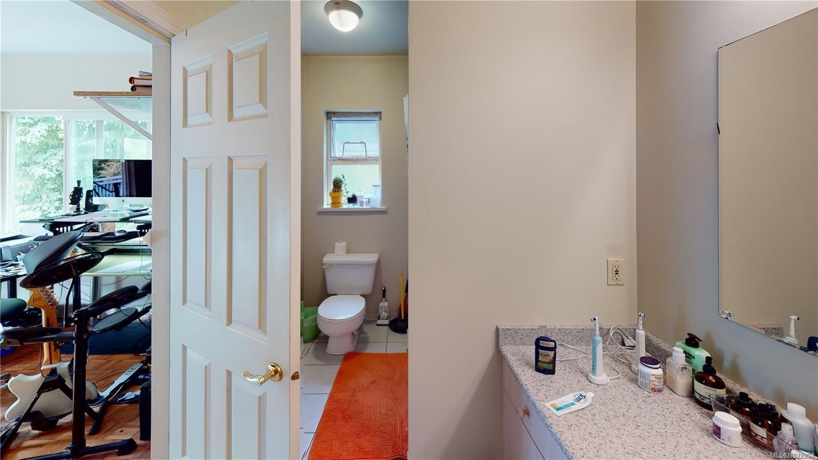 121 Whims Rd, Salt Spring, BC