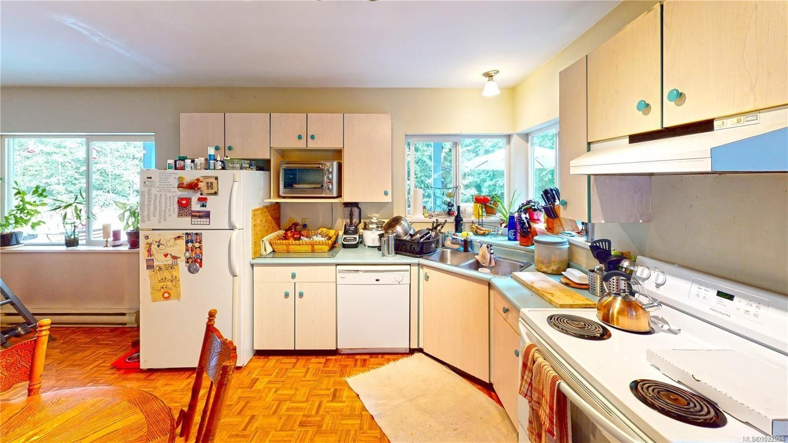 121 Whims Rd, Salt Spring, BC
