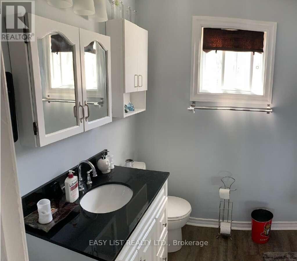 714 Bayview Drive, Ottawa, ON - Indoor Photo Showing Bathroom