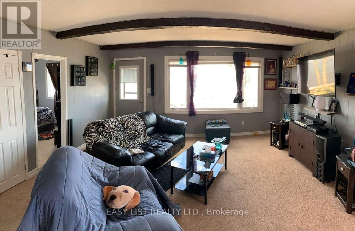 714 Bayview Drive, Ottawa, ON - Indoor Photo Showing Living Room