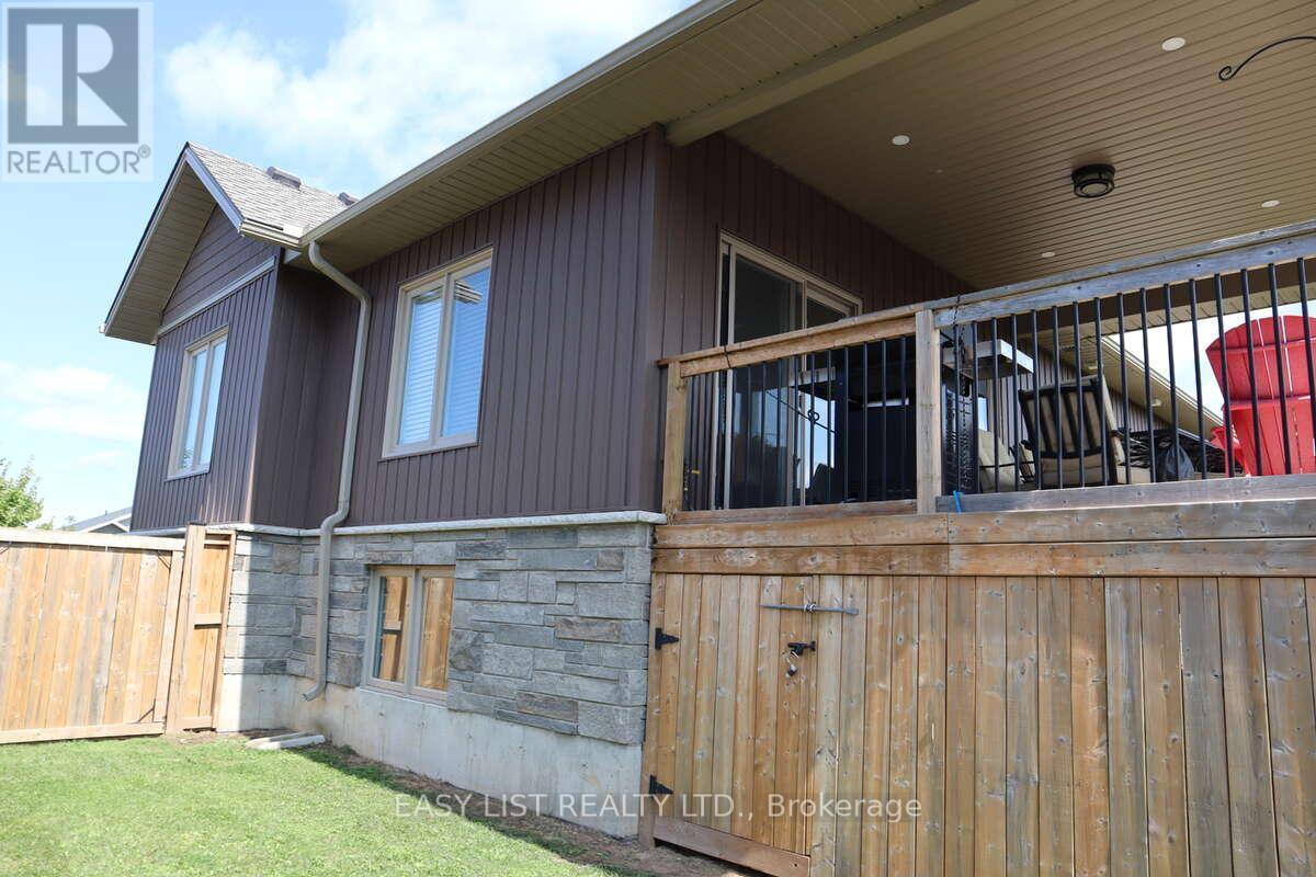 57 Chestnut Hill Crescent, Arran-Elderslie, ON - Outdoor With Exterior