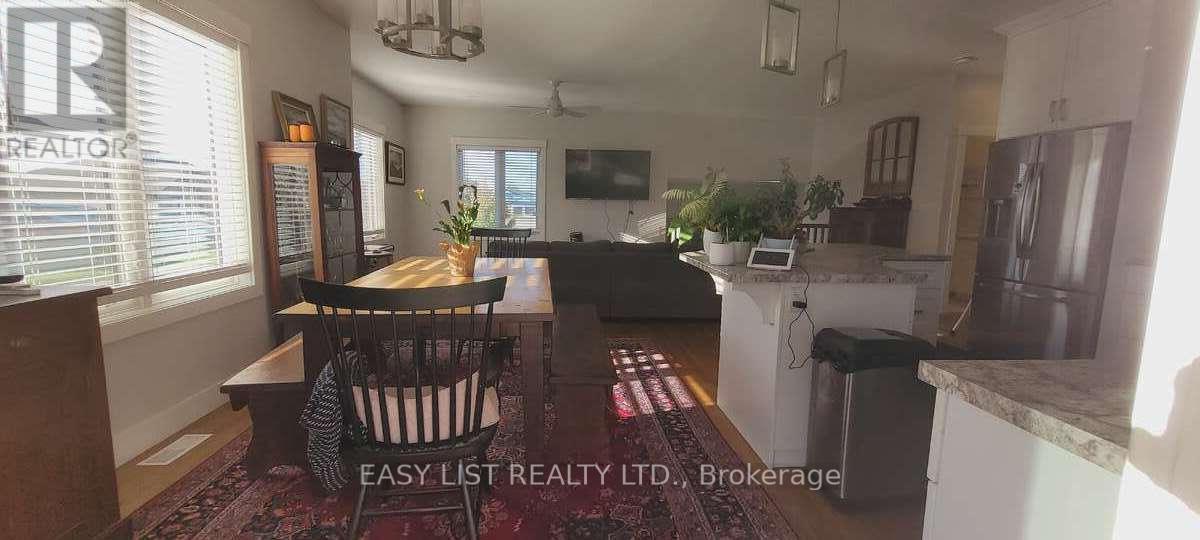 57 Chestnut Hill Crescent, Arran-Elderslie, ON - Indoor Photo Showing Dining Room