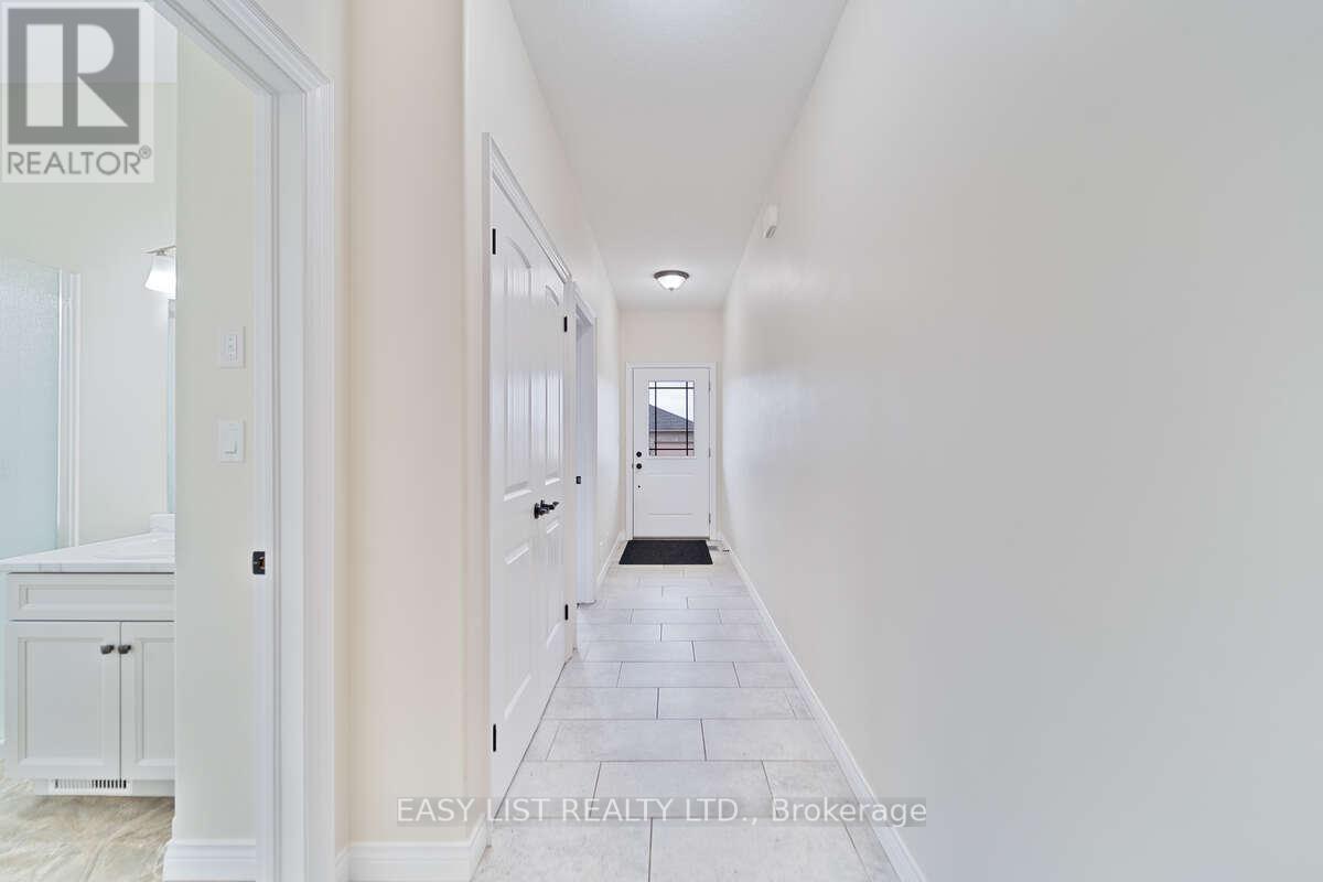 153 Brown Street, Norfolk, ON - Indoor Photo Showing Other Room