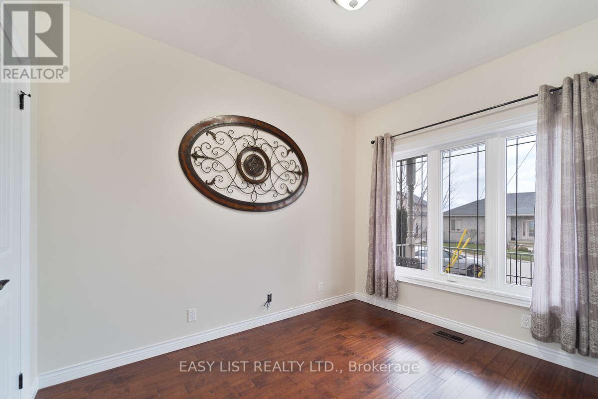 153 Brown Street, Norfolk, ON - Indoor Photo Showing Other Room