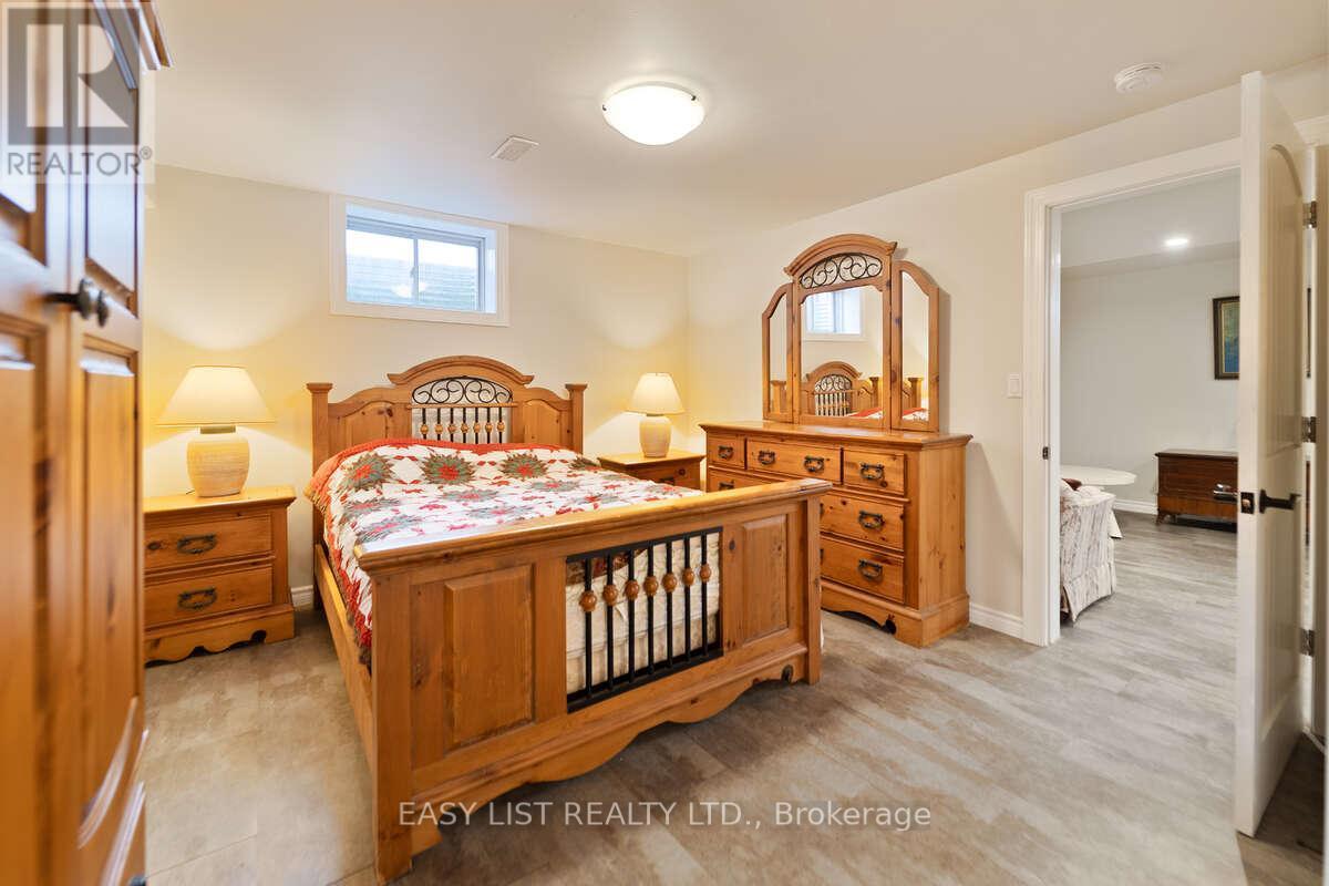 153 Brown Street, Norfolk, ON - Indoor Photo Showing Bedroom