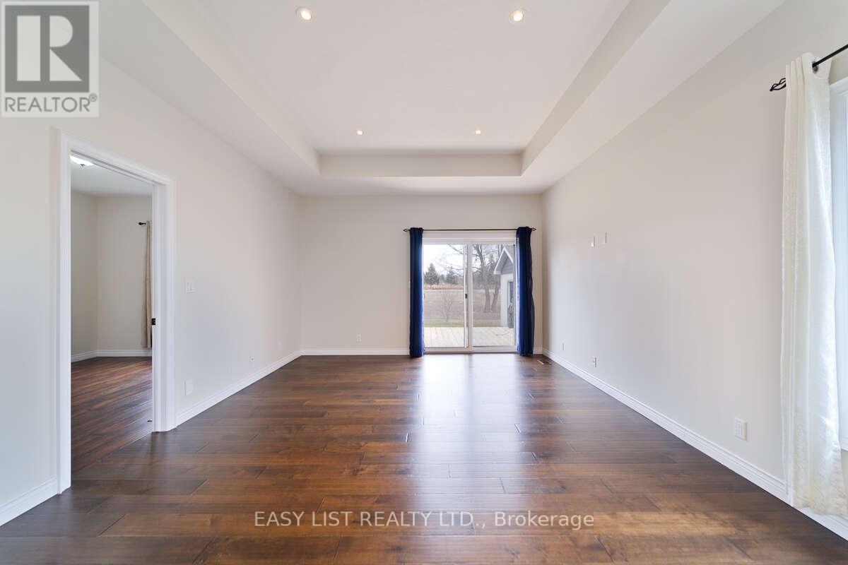 153 Brown Street, Norfolk, ON - Indoor Photo Showing Other Room