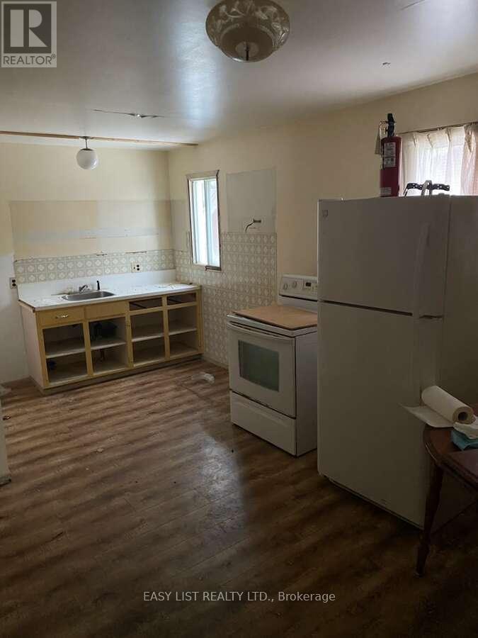 106 Quebec Street, Schreiber, ON