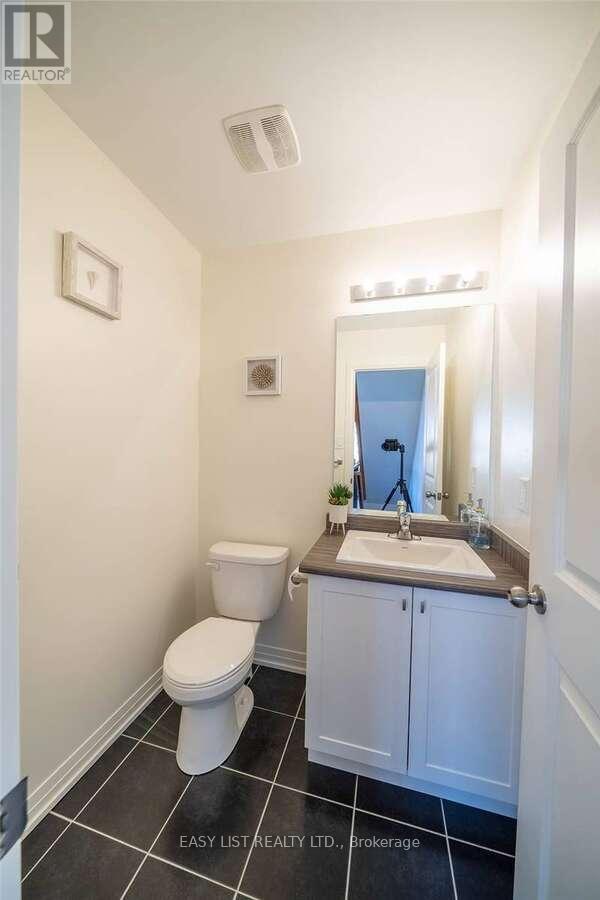 49 Prince William Boulevard, Clarington, ON - Indoor Photo Showing Bathroom