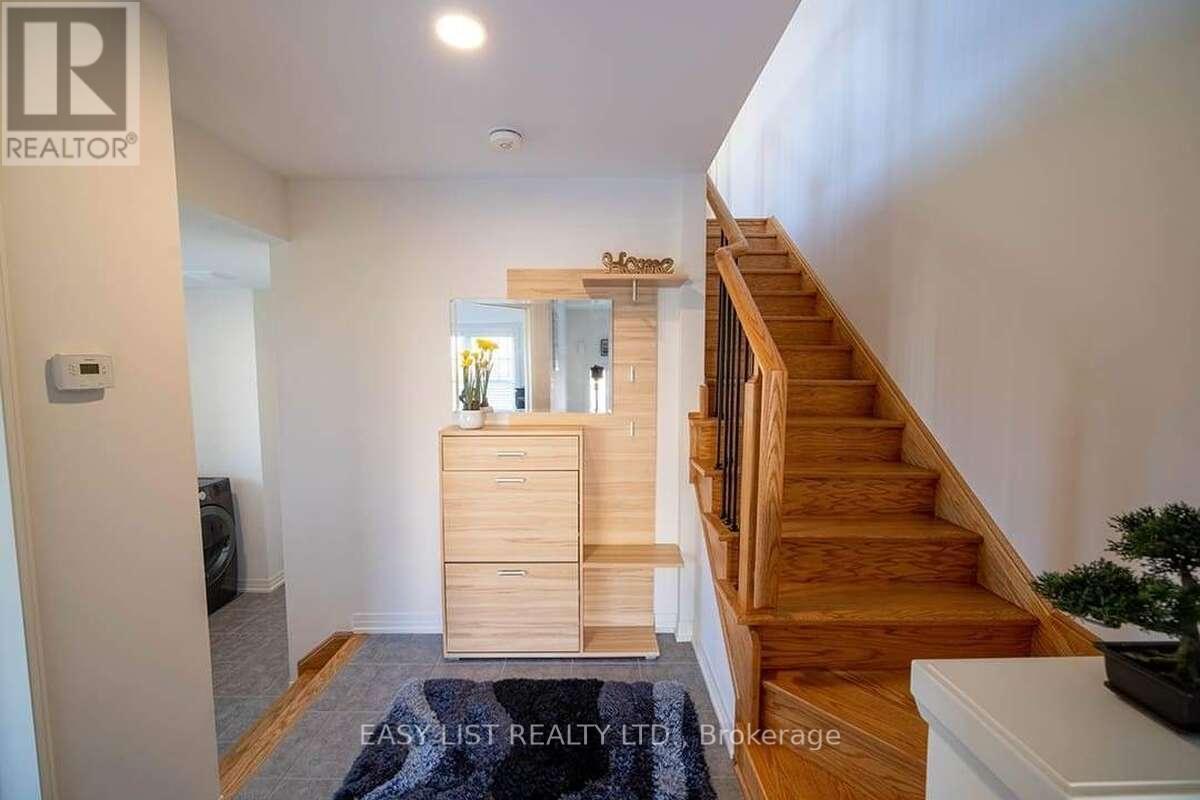 49 Prince William Boulevard, Clarington, ON - Indoor Photo Showing Other Room