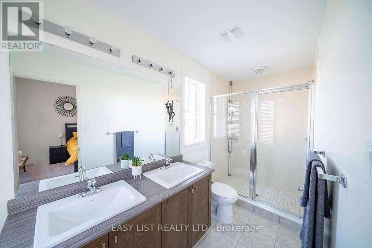 49 Prince William Boulevard, Clarington, ON - Indoor Photo Showing Bathroom