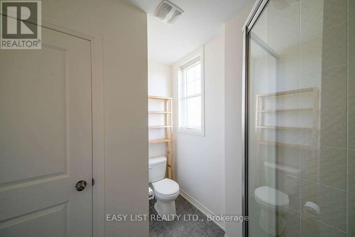 49 Prince William Boulevard, Clarington, ON - Indoor Photo Showing Bathroom