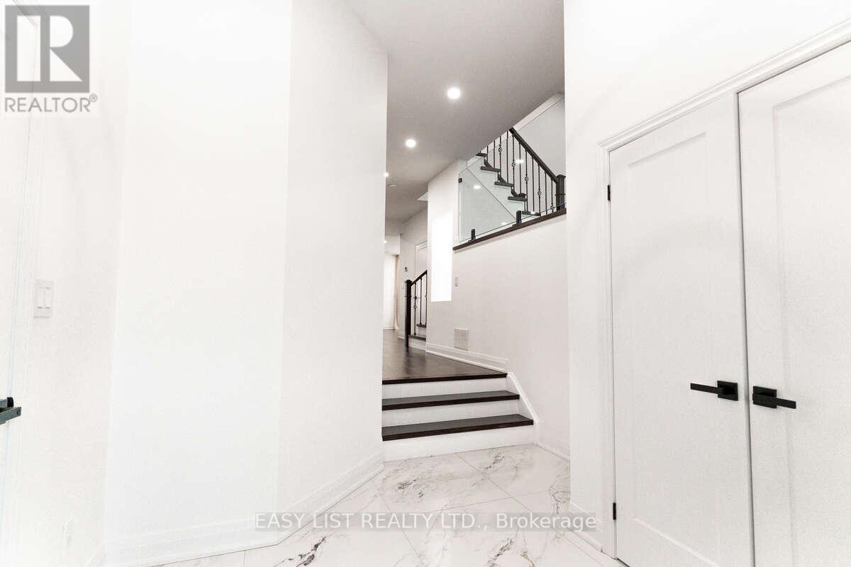 3 Halliday Street, Ajax, ON - Photo Showing Other Room