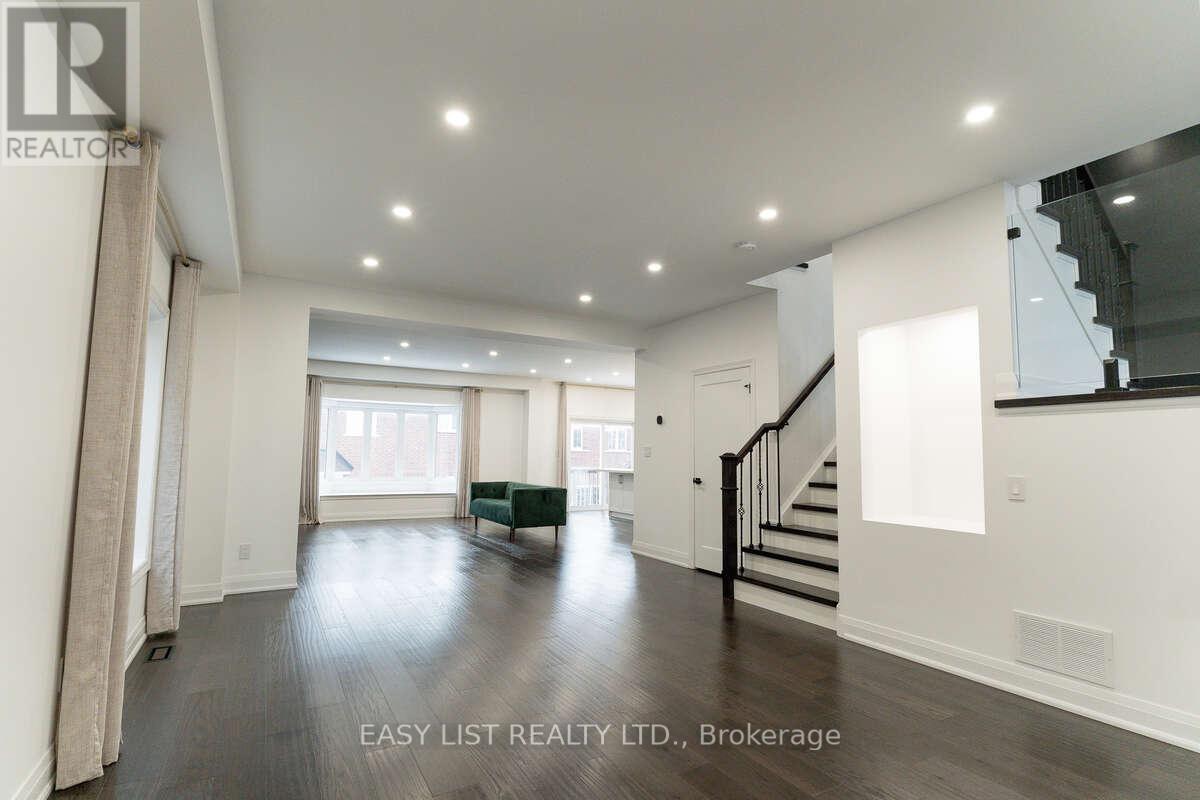 3 Halliday Street, Ajax, ON - Indoor Photo Showing Other Room